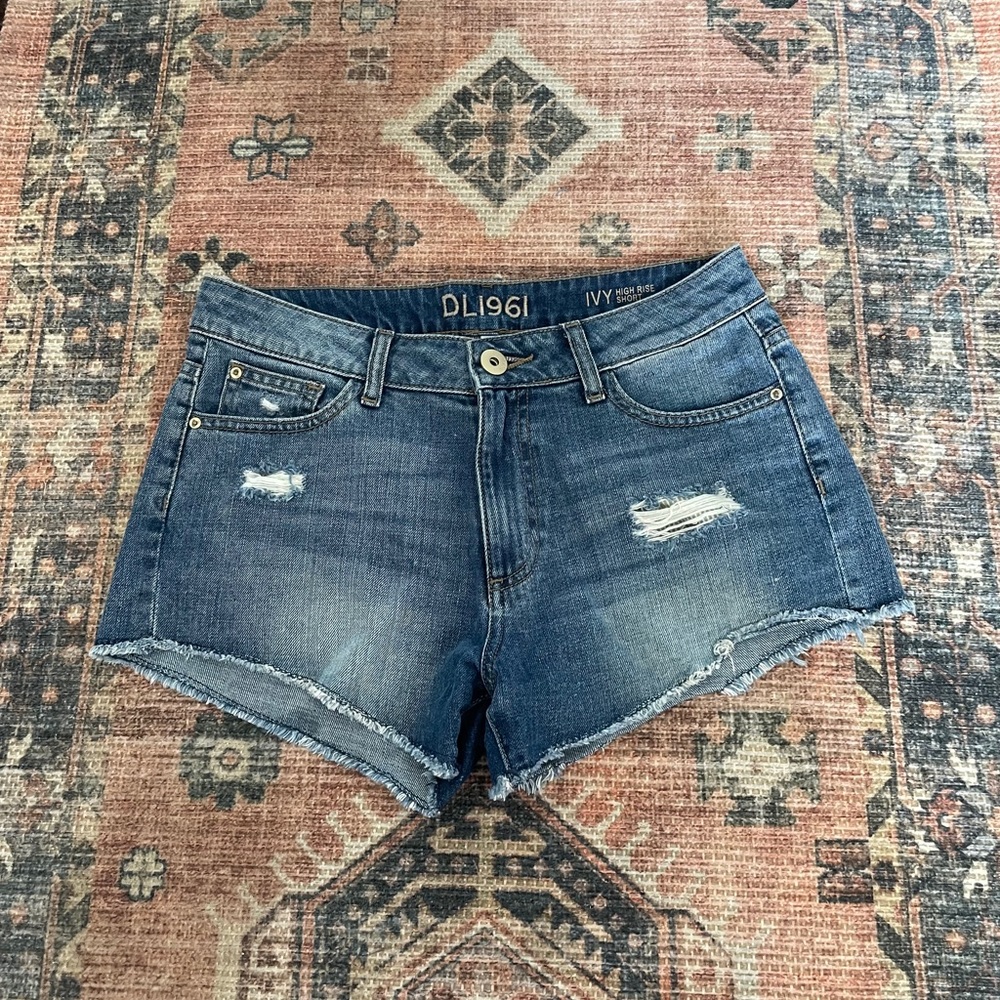 DL1961 Ivy High Rise denim short